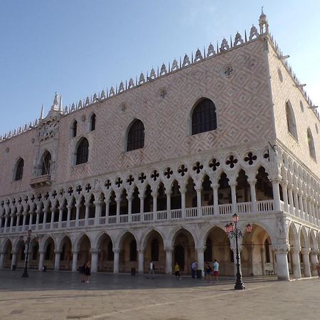Bed and Breakfast Casa Venier Venecia Exterior foto